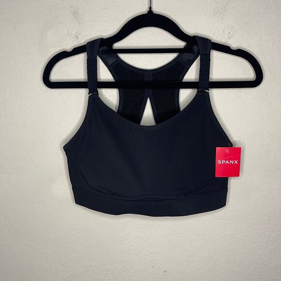NEW Spanx High Impact Sports Bra Black - Size 32D - Picture 3 of 6